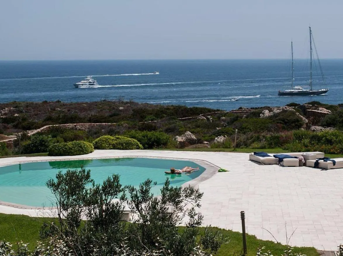 Luxury Villa In Cala Del Faro Porto Cervo Itália