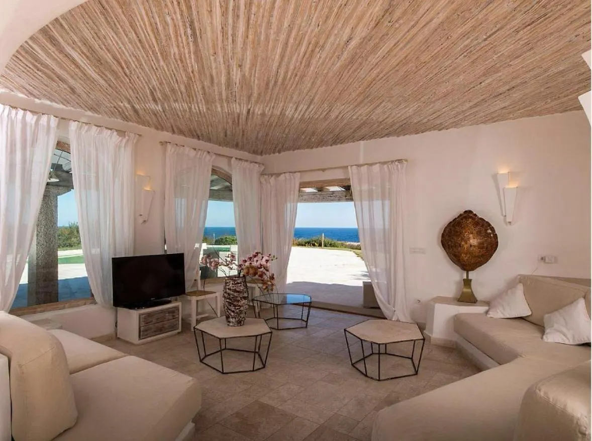 Luxury Villa In Cala Del Faro Porto Cervo 0*,